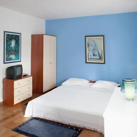 Apartament By The Sea Rastici, Ciovo - 2104 *