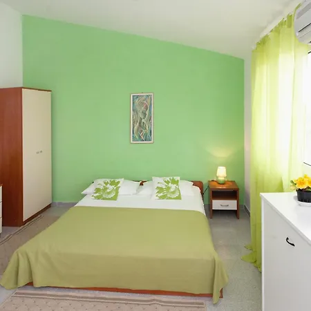 Apartament By The Sea Rastici, Ciovo - 2104